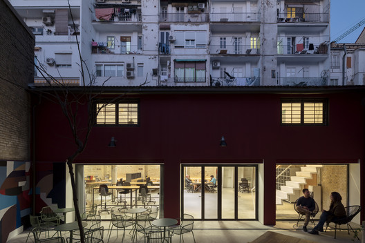 Coworking Wayco Ruzafa / José Costa - Fachada, Balcão