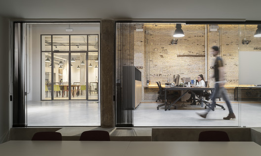 Coworking Wayco Ruzafa / José Costa - Fotografia de Interiores, Vidro