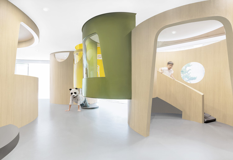 Poan Education / Panda Office - More Images