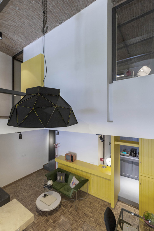 Soheil Office / Raavi Studio - Interior Photography, Table