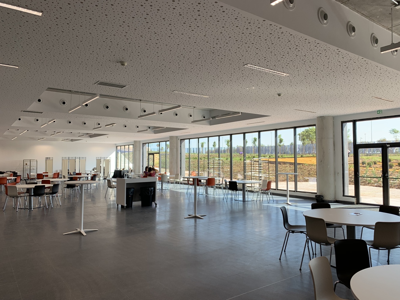 Campus de la Universidad Loyola / luis vidal + arquitectos - Imagen 21 de 23