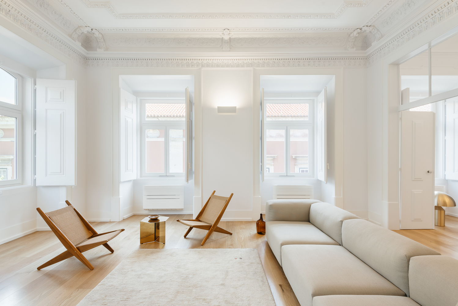 Gallery of Discover Lisbon Interiors in 15 Apartments - 2