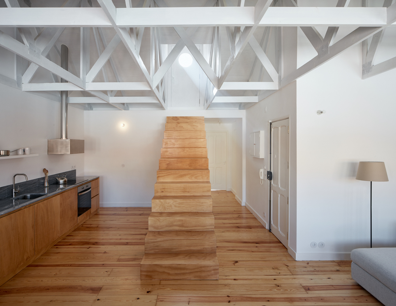 Gallery of Discover Lisbon Interiors in 15 Apartments - 6