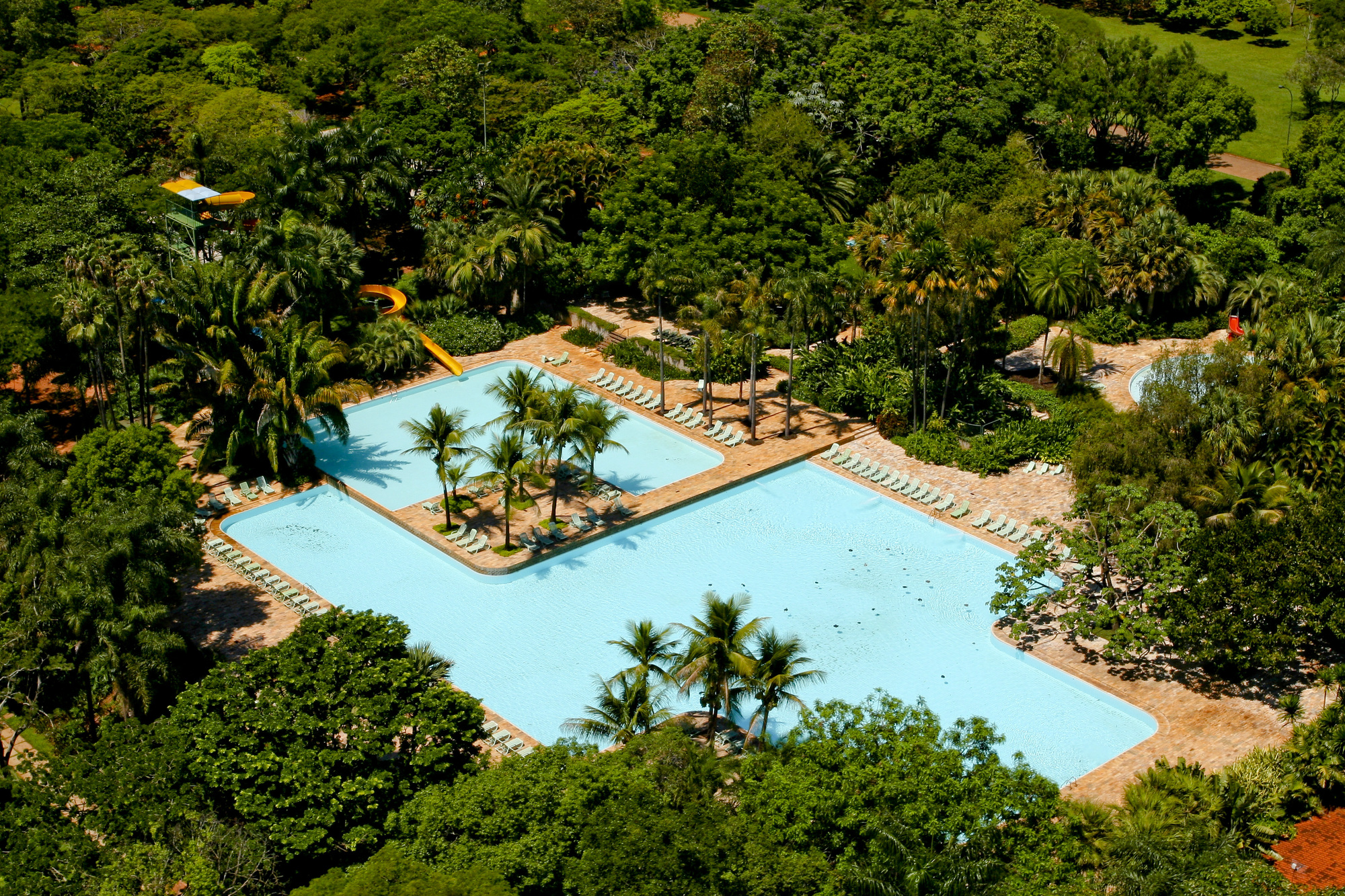 Galeria de Paisagismo Clube Náutico Araraquara / Licuri ...