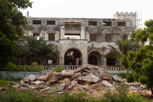 Palace in Lomé Exhibition Space and Workshops / Segond-Guyon Architectes - Exterior Photography, Arch