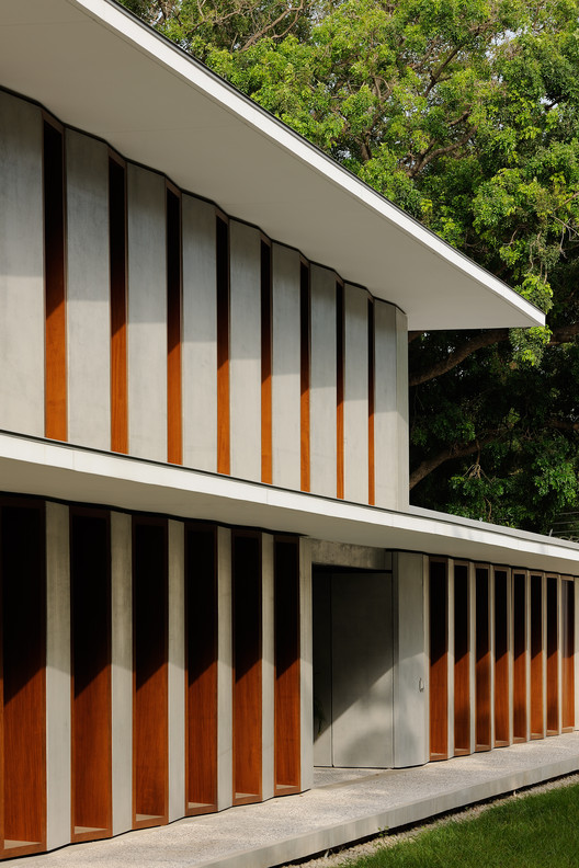French Embassy in Accra / Segond-Guyon Architectes - Exterior Photography, Concrete