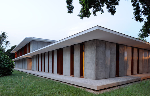 French Embassy in Accra / Segond-Guyon Architectes - Exterior Photography, Facade, Concrete