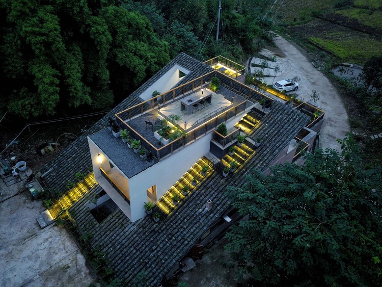 Moutain House of Lew / LEW JOESON - Exterior Photography, Aerial View Photography