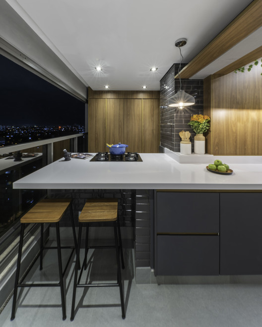 Cobogó Apartment / Pietro Terlizzi Arquitetura - Interior Photography, Kitchen, Glass