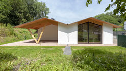 Crèche The Squirrels Kindergarten / Goffart-Polomé Architectes