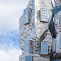 Nuevas fotografías de la torre de Frank Gehry a punto de terminarse en el sur de Francia - Image 1 of 4