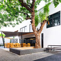 Softcom Head Office / Micdee Designs - Exterior Photography, Offices