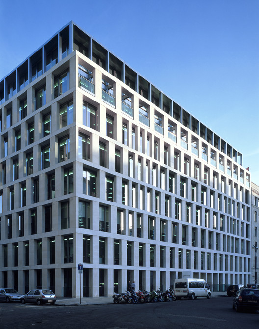 Groupwork Architects Investigate the Sustainable Advantage of Structural Stone - Image 2 of 22