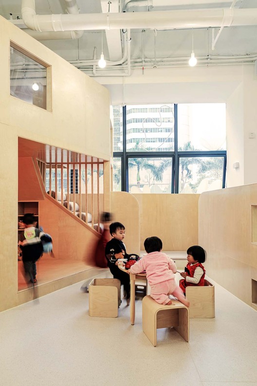 public area outside bedroom. Image © Hong Li
