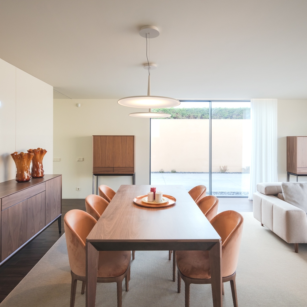 Casa Areia / Raulino Silva - Fotografia de Interiores, Cozinha, Porta, Mesa, Cadeira