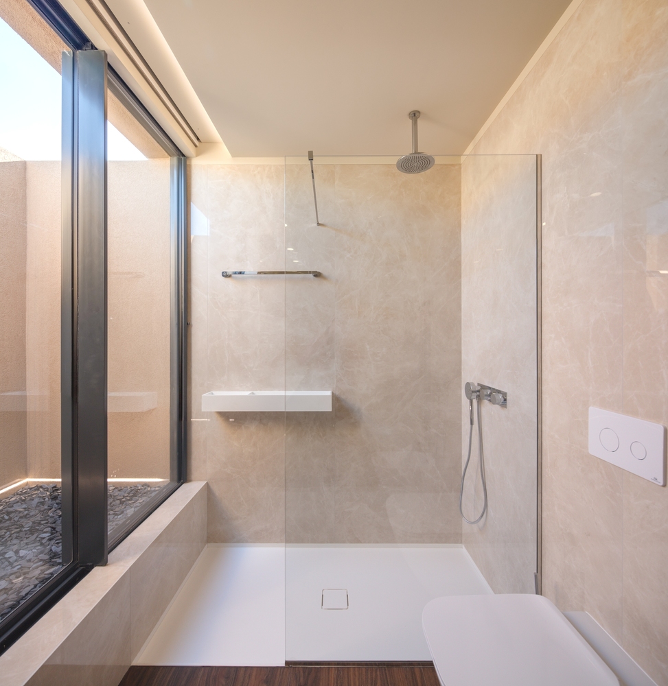 Casa Areia / Raulino Silva - Fotografia de Interiores, Banheiro, Chuveiro