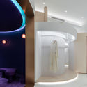 Crème Boutique / All Design Studio - Interior Photography, Store, Bathroom, Column, Facade, Arch