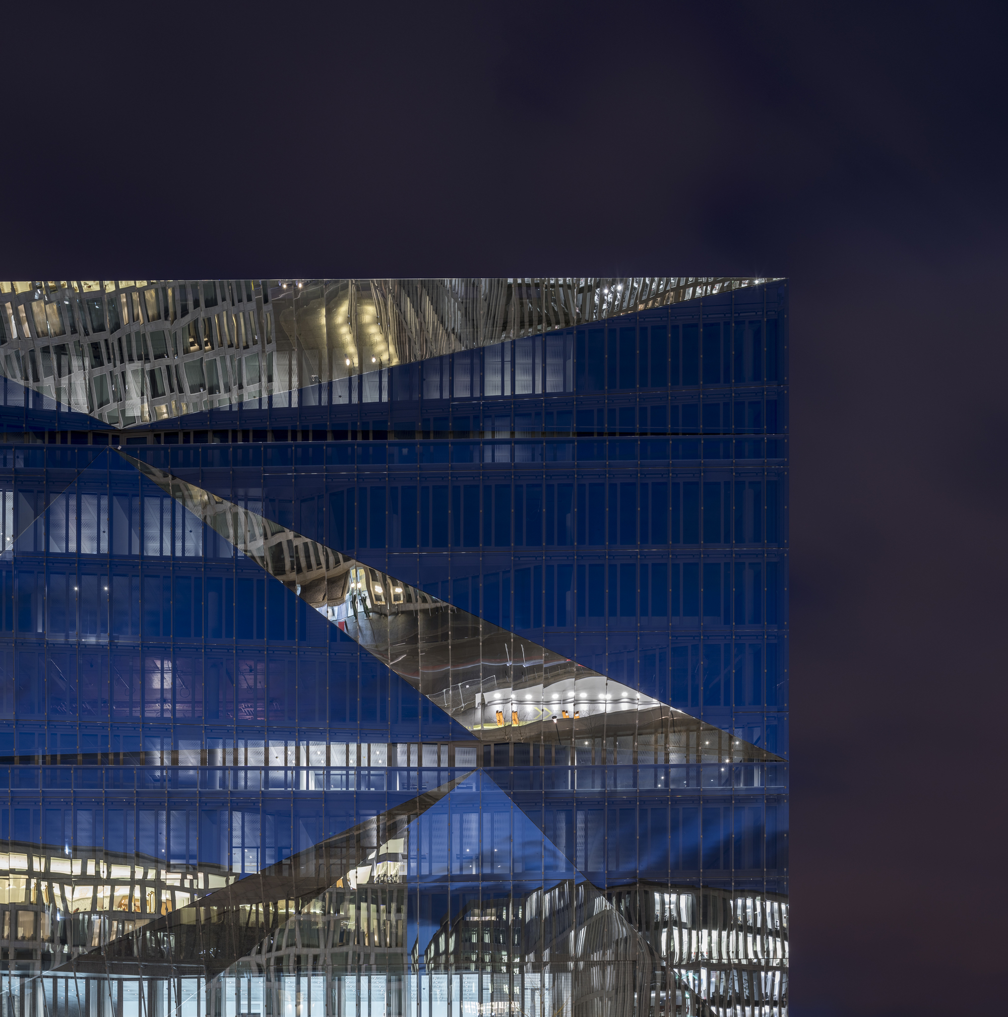 Gallery of cube berlin Smart Office Building / 3XN 21