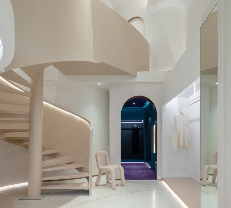 Crème Boutique / All Design Studio - More Images