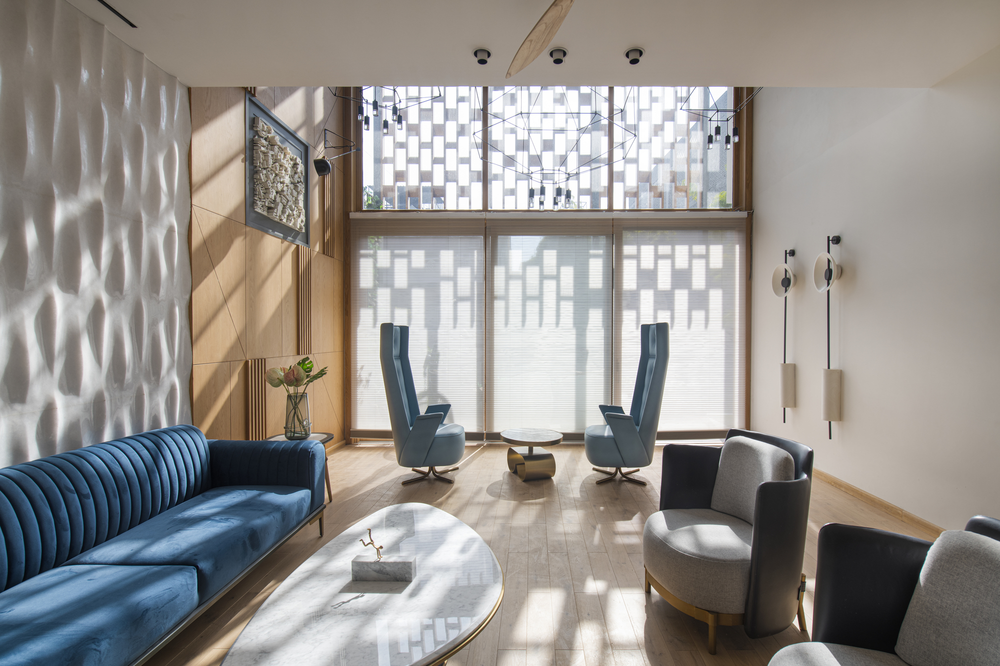 Galería de Casa pantalla / Spaces Architectska 2