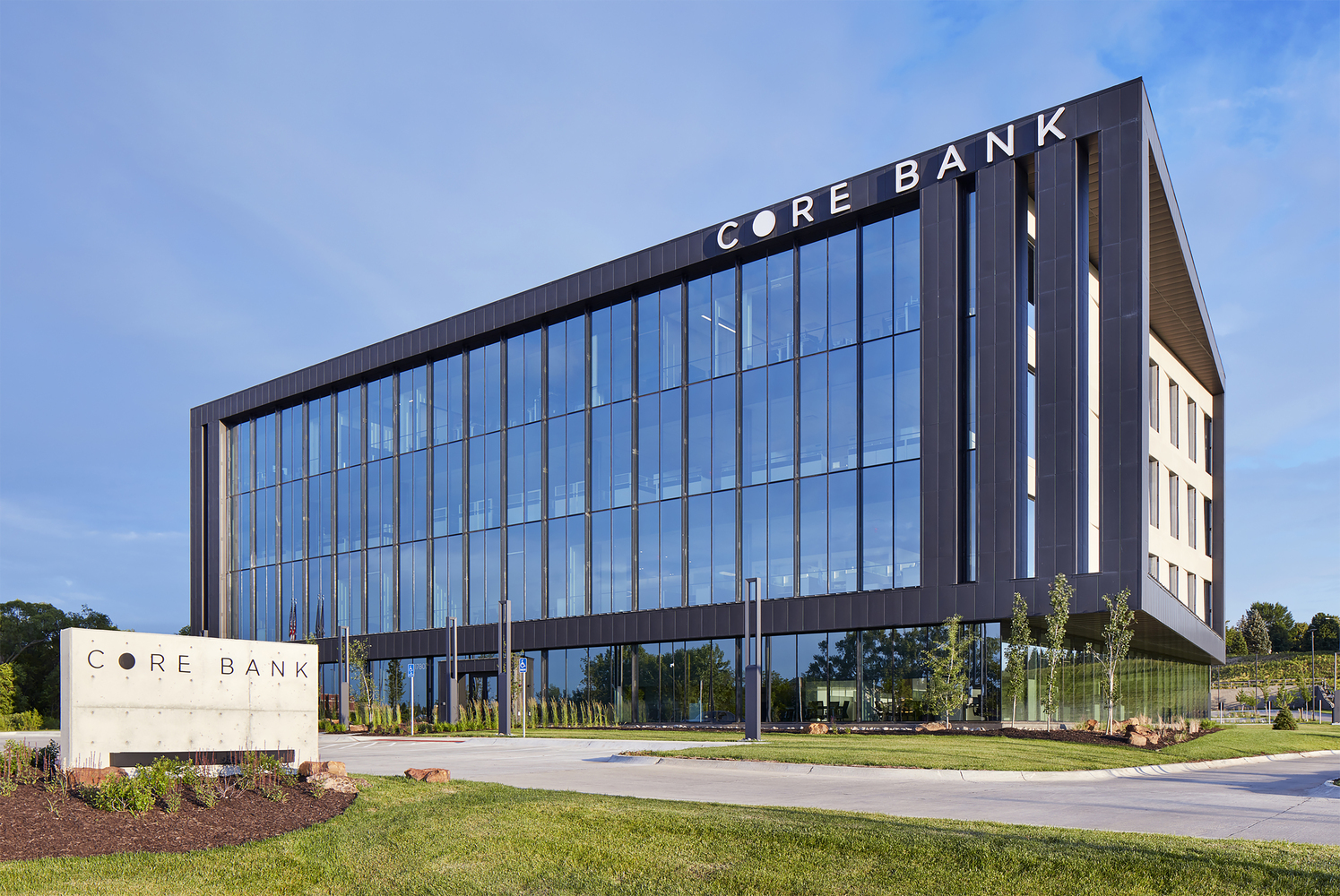 Gallery of Core Bank Corporate Headquarters / Alley Poyner Macchietto ...