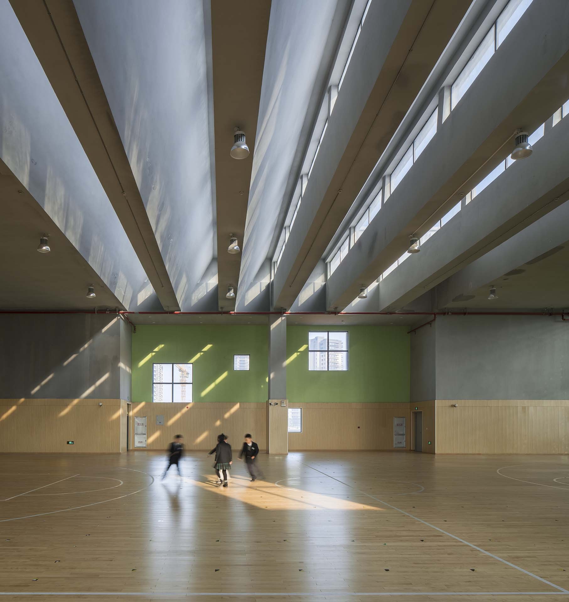 画廊 宁波杭州湾滨海小学 / 浙江大学建筑设计研究院 - 13