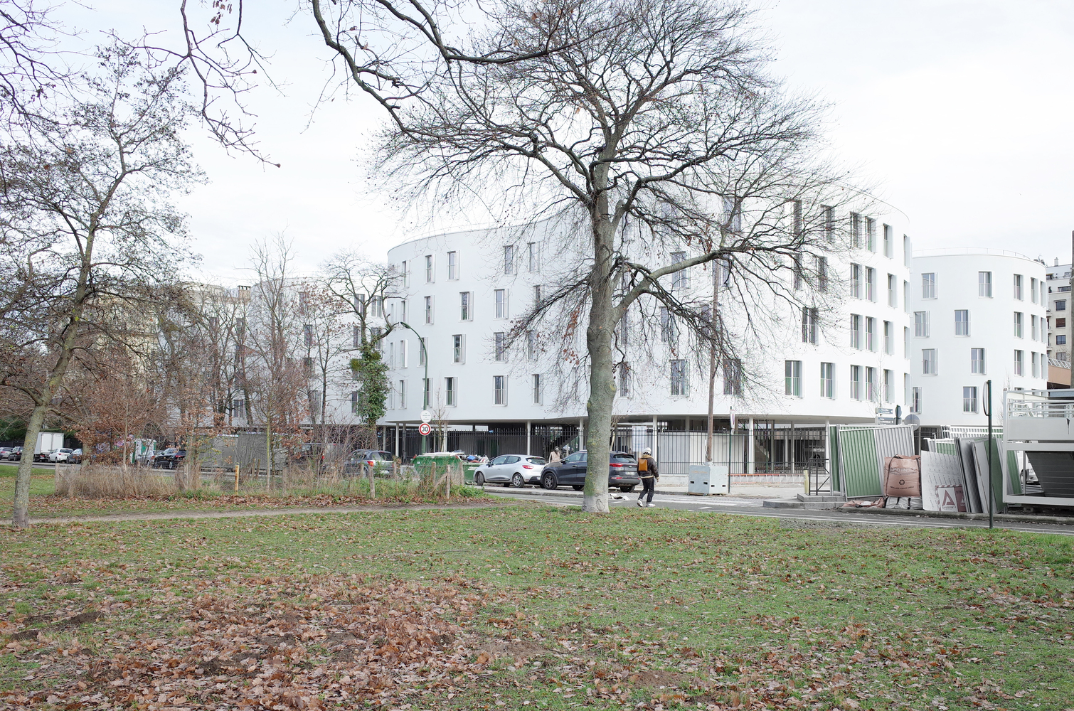 Gallery of Apartments on Ave. Maréchal Fayolle / SANAA 1