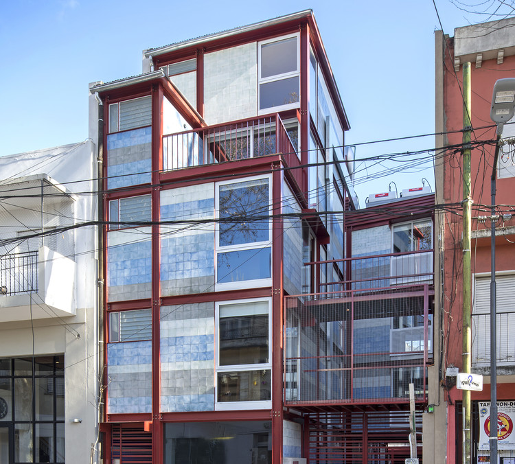 Oro 1860 Building / Hampton+Rivoira+Arquitectos - More Images