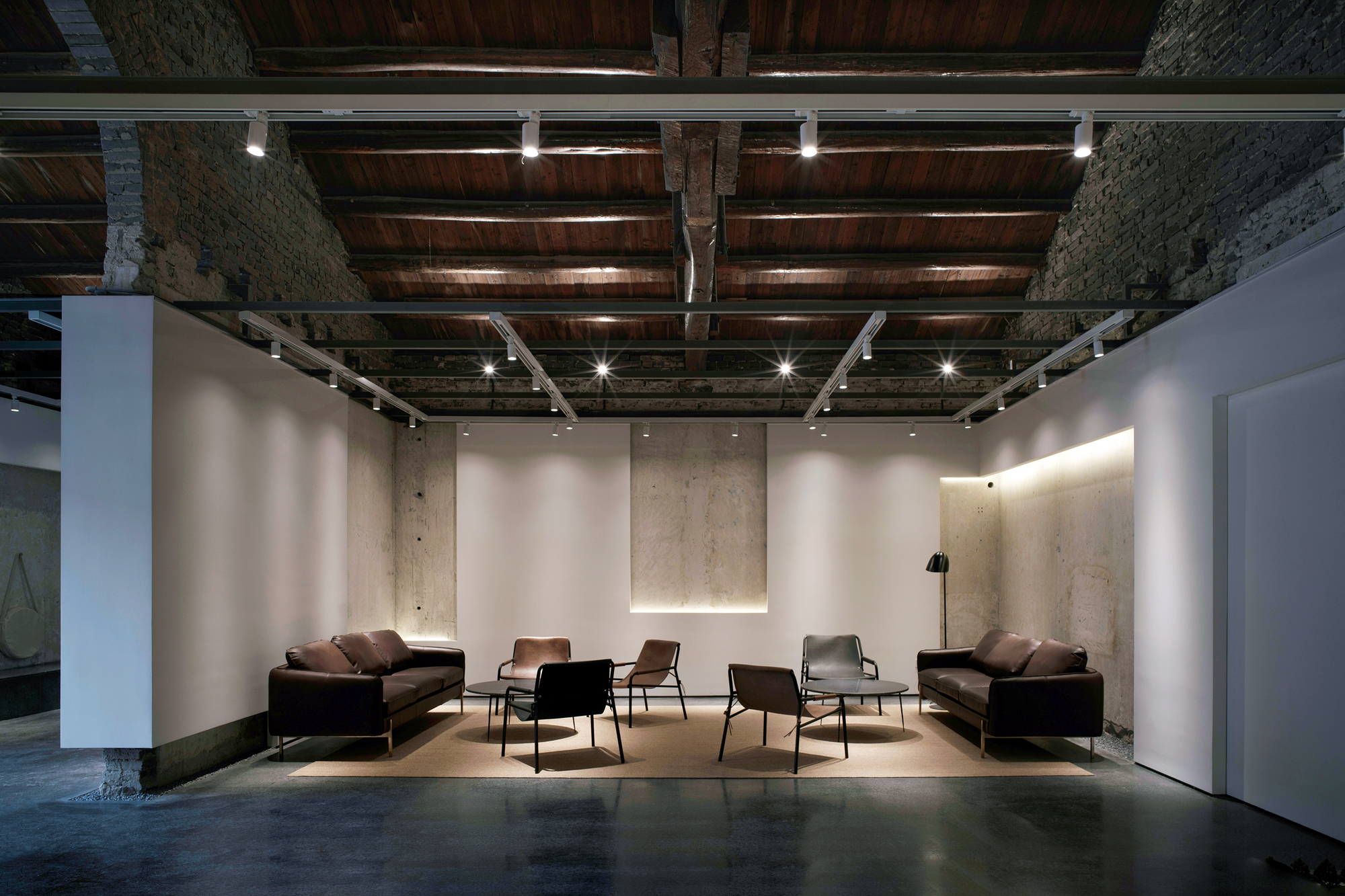 Gallery of Chengdu Quantum Project Exhibition Hall / Fanzhu Design - 12