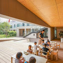 Escuela IBG / HIBINOSEKKEI + Youji no Shiro + Kids Design Labo - Escuelas