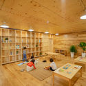 Escuela IBG / HIBINOSEKKEI + Youji no Shiro + Kids Design Labo - Escuelas