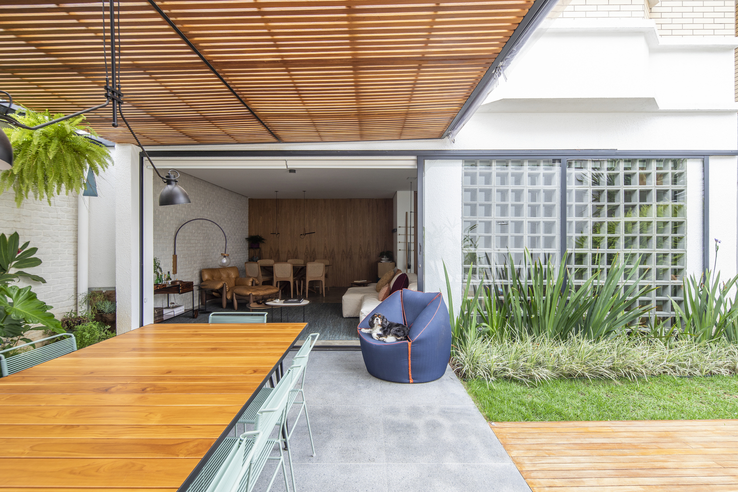 Casa Dezoito / Peninsula Arquitetura - Imagem 5 de 37