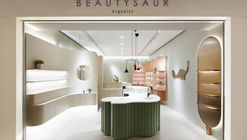 Eclectic Bodies Store / Bean Buro