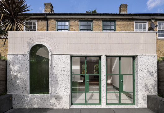 Casa Conejo Blanco / Gundry & Ducker Casa Conejo Blanco / Gundry & Ducker - Fotografía exterior, Puerta, Concreto