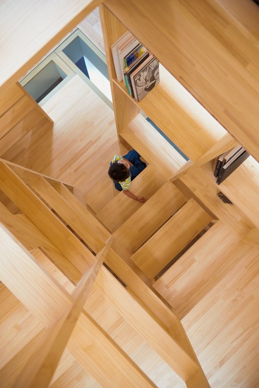 House in Tezukayama / Fujiwaramuro Architects - Windows, Beam