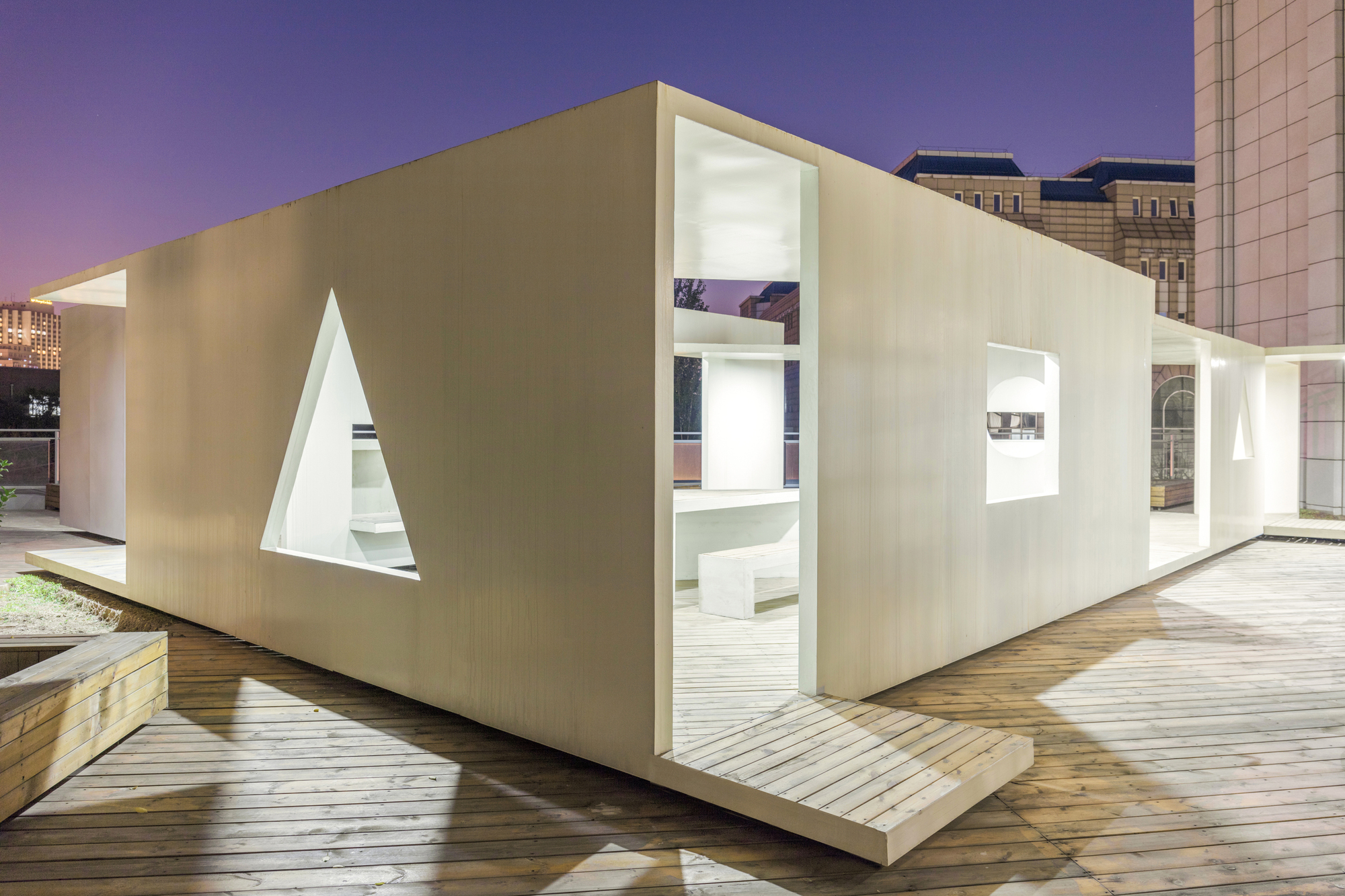 Gallery of Three Pavilions Garden / Hang Wang - 10