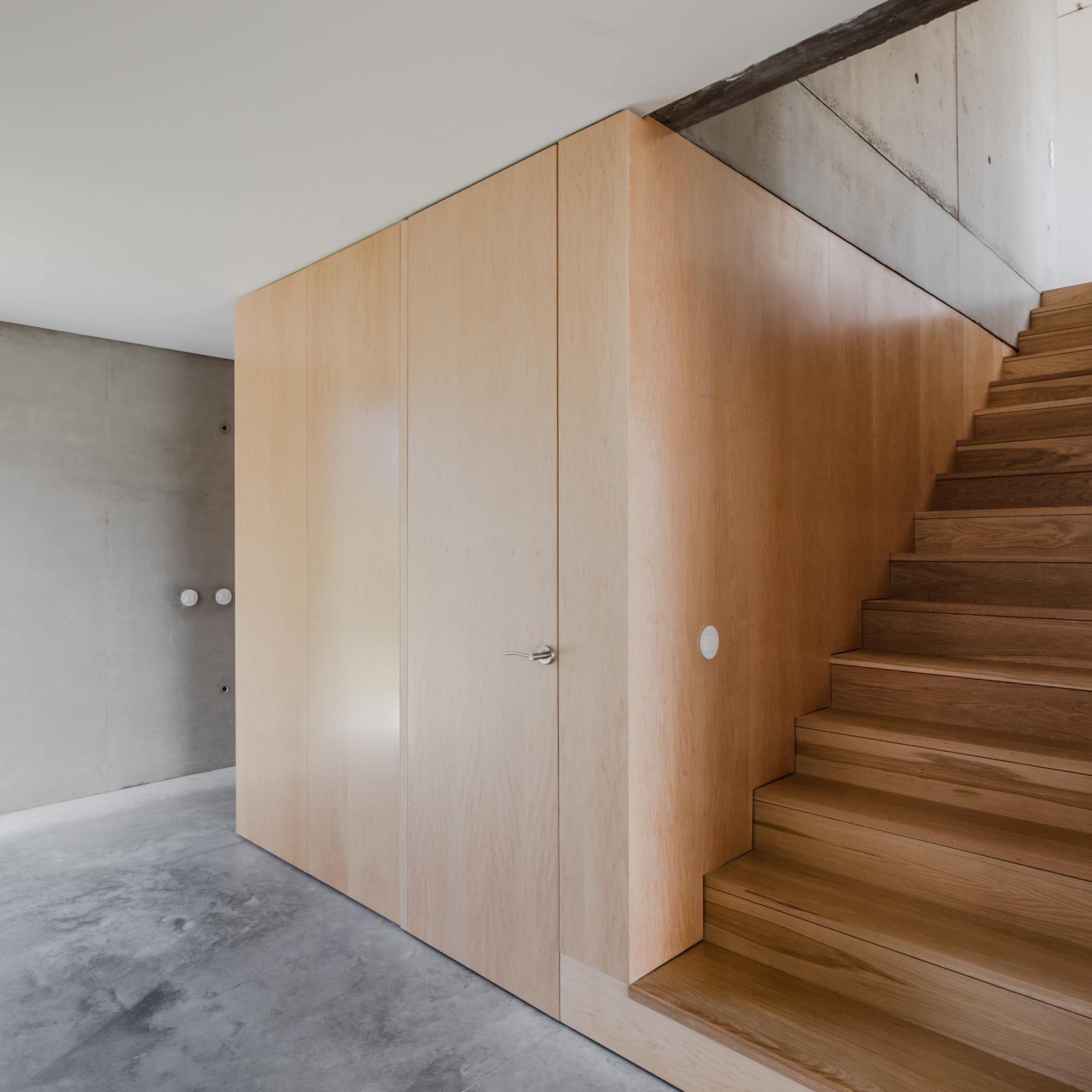 Gallery of The Versatility of Wooden Staircases in Portuguese Houses - 15