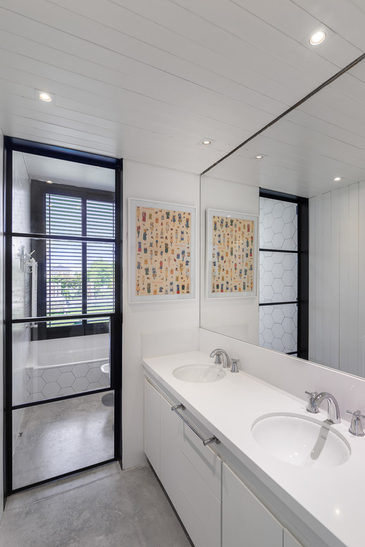 LP.0405 House / Nómade Arquitectura - Interior Photography, Bathroom, Glass