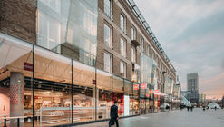 Septemberplein 18号立面改造，玻璃盒子保护建筑 / UN Studio