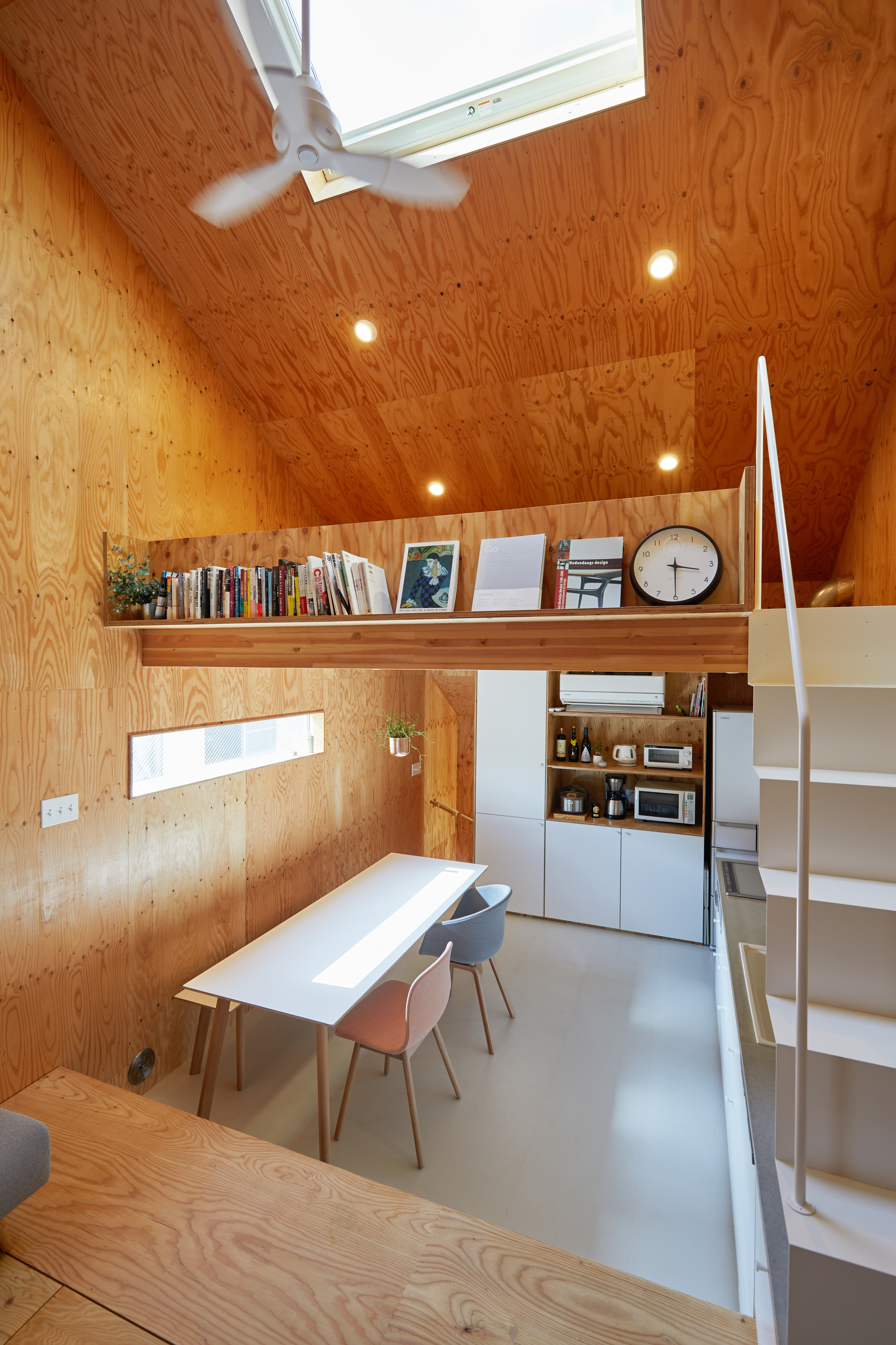 Gallery Of Milk Carton House Tenhachi Architect Interior