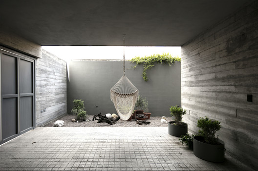 Cate House / S-AR Cate House / S-AR - Interior Photography, Concrete, Garden