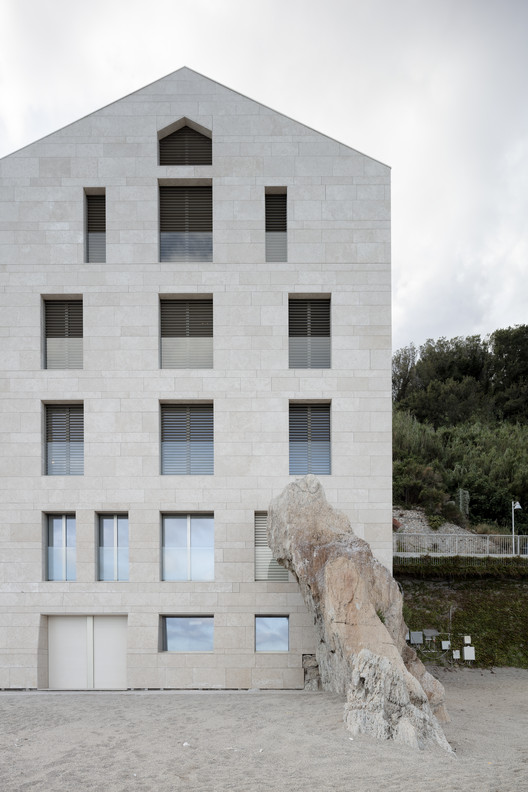 A House in the Sea  / Studio Marco Ciarlo Associati + Studio Daniele - Exterior Photography, Facade, Concrete