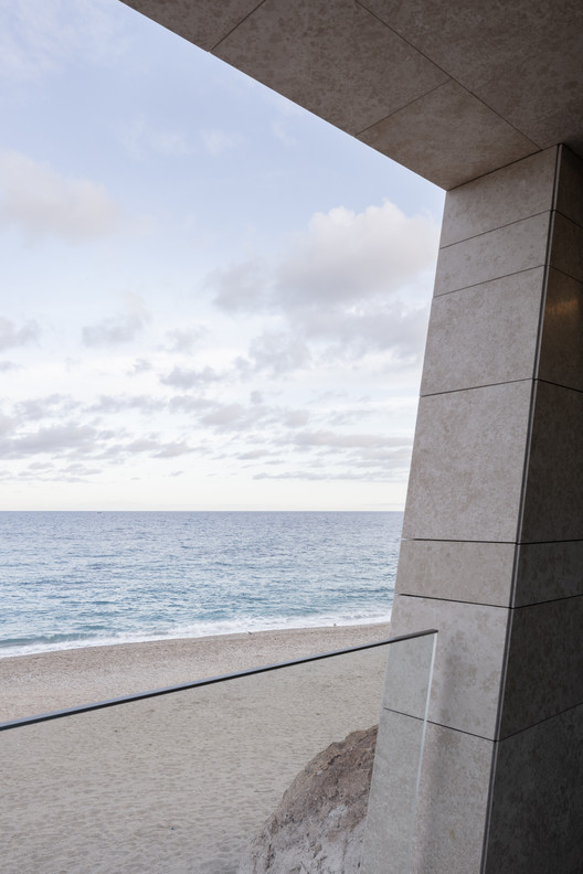 A House in the Sea  / Studio Marco Ciarlo Associati + Studio Daniele - Exterior Photography, Concrete