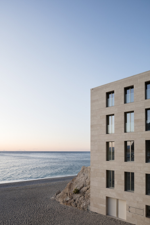A House in the Sea  / Studio Marco Ciarlo Associati + Studio Daniele - Exterior Photography