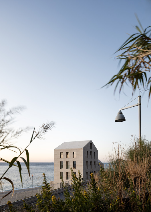 A House in the Sea  / Studio Marco Ciarlo Associati + Studio Daniele - Exterior Photography