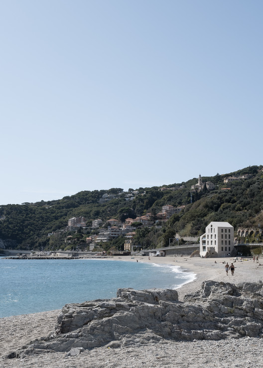 A House in the Sea  / Studio Marco Ciarlo Associati + Studio Daniele - Exterior Photography