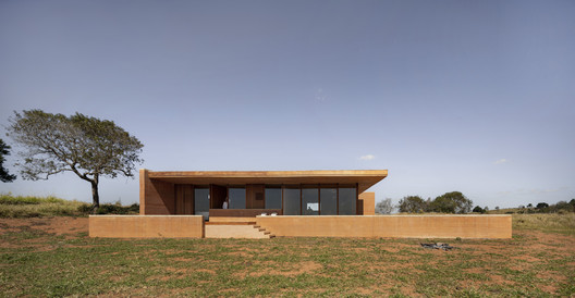 House in Cunha / Arquipélago Arquitetos - Exterior Photography, Facade