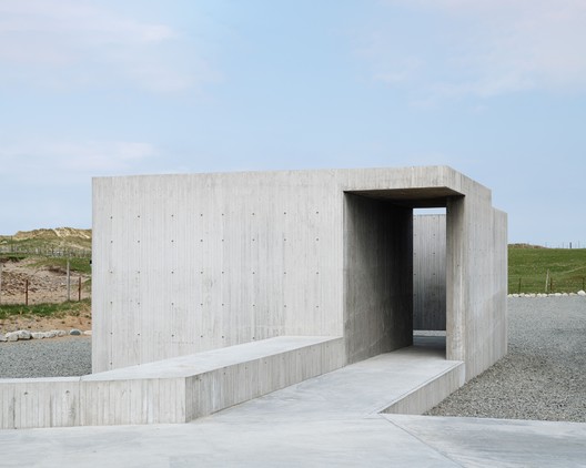 鲍尔服务中心，与海滩景观相融 / Lie Øyen Arkitekter - 建筑图, 具体的