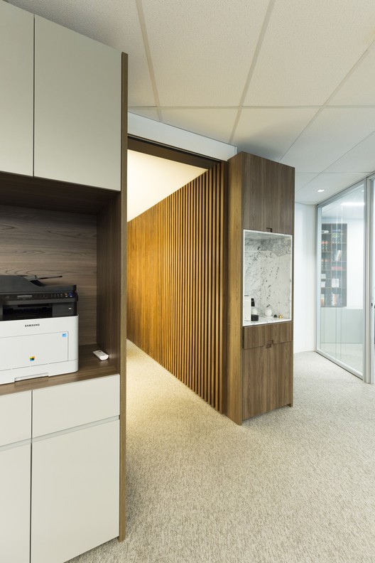 MCSA Haddock Santos Office / Zanatta Figueiredo + Chay Cardoso MCSA Haddock Santos Office / Zanatta Figueiredo + Chay Cardoso - Interior Photography, Kitchen