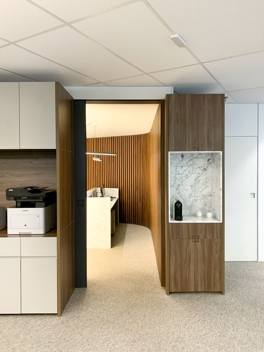 MCSA Haddock Santos Office / Zanatta Figueiredo + Chay Cardoso MCSA Haddock Santos Office / Zanatta Figueiredo + Chay Cardoso - Interior Photography, Kitchen